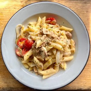 Penne w/ Tuna, Onion & Cherry Tomato in Spicy Cream Sauce